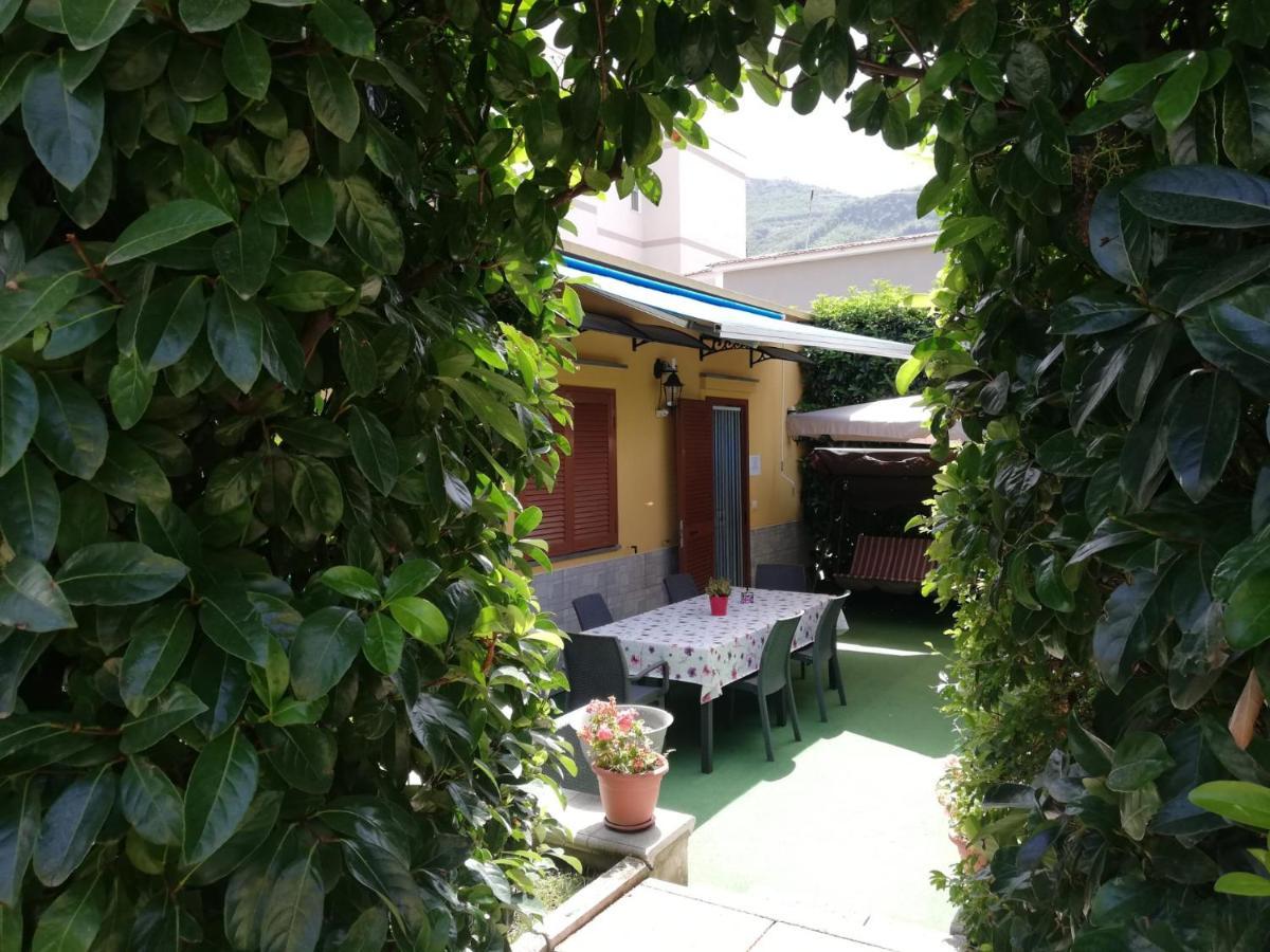 Depandance Con Piscina In Uso In Esclusivo In B&B SantʼAntonio Abate المظهر الخارجي الصورة
