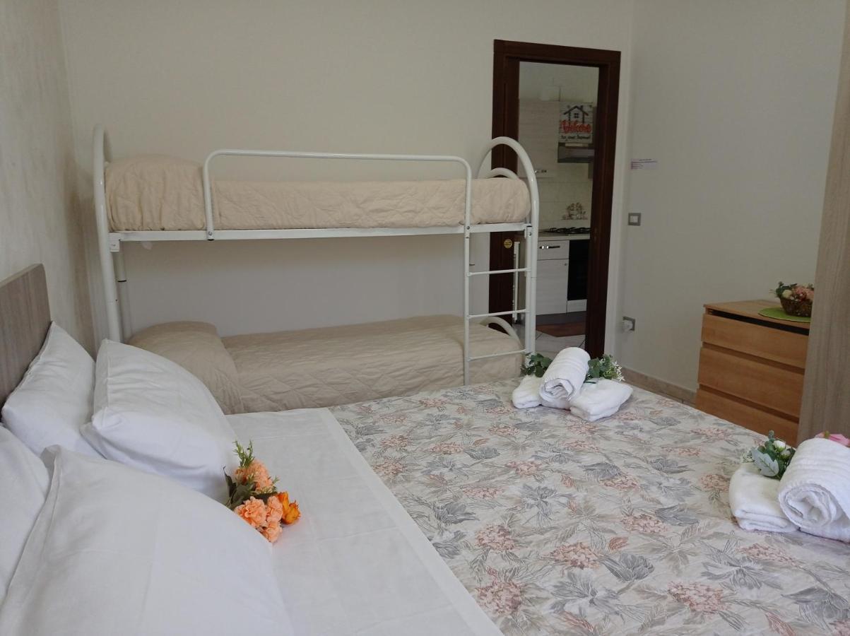 Depandance Con Piscina In Uso In Esclusivo In B&B SantʼAntonio Abate المظهر الخارجي الصورة